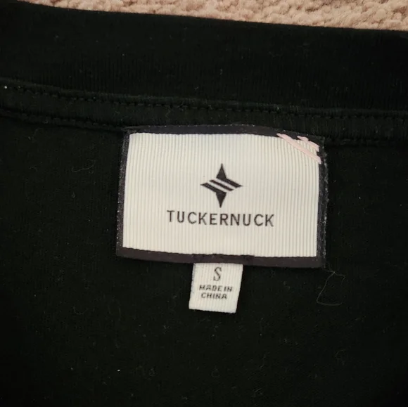 Tuckernuck Cotton Pocket Kelley Black Short Sleeve Tee Boxy Minimalist Small - Picture 2 of 5